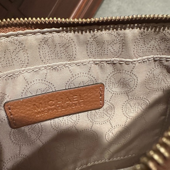 Michael Kors Tan Leather Wristlet - Picture 4 of 11